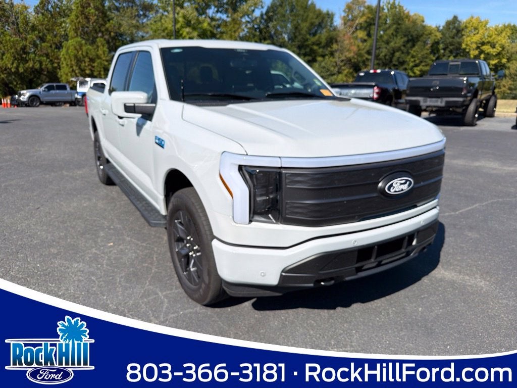 2024 Ford F-150 Lightning Lariat