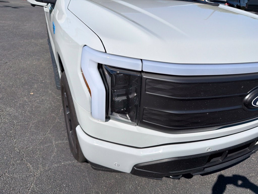 2024 Ford F-150 Lightning Lariat