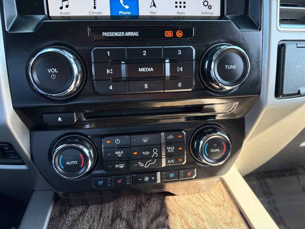 2017 Ford F-250SD Lariat