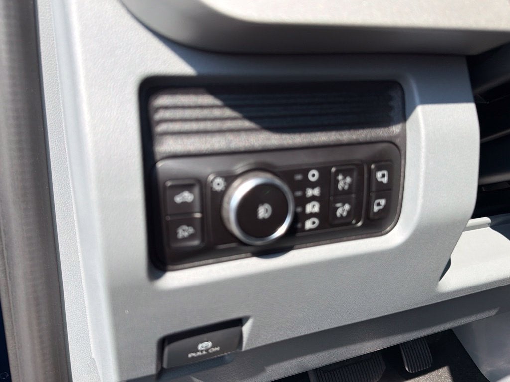 2027 Ford F-250SD XLT