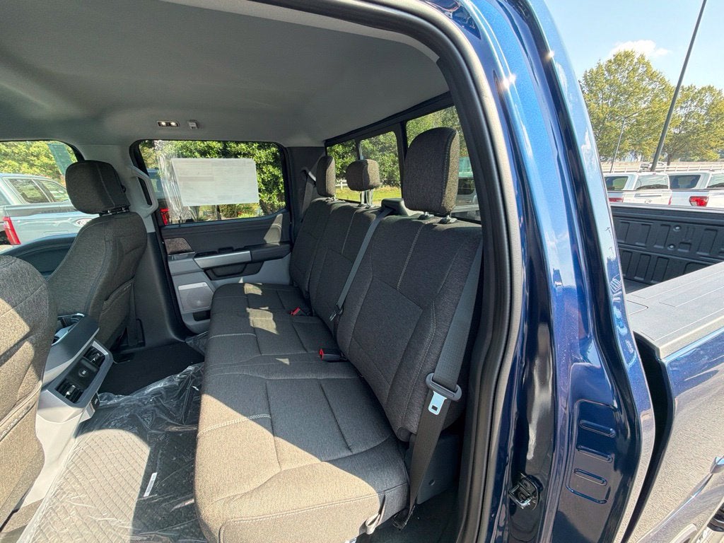 2027 Ford F-250SD XLT