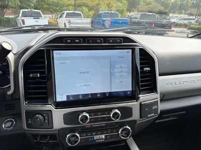 2022 Ford F-350SD Lariat