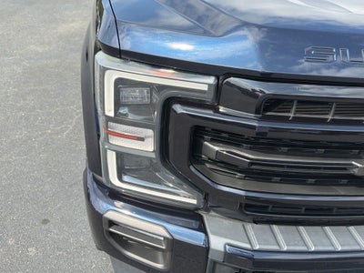 2022 Ford F-350SD Lariat