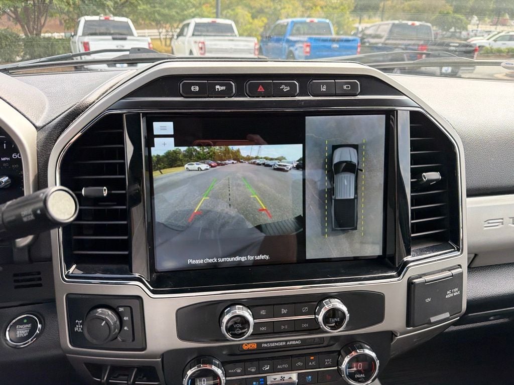 2022 Ford F-350SD Lariat