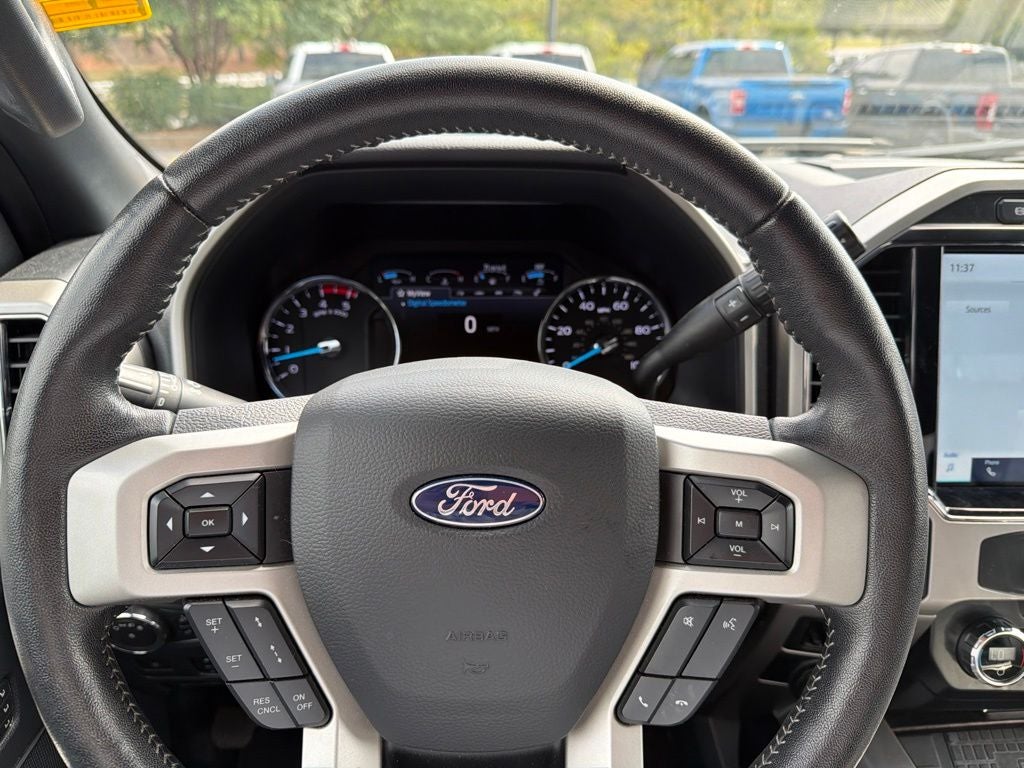 2022 Ford F-350SD Lariat