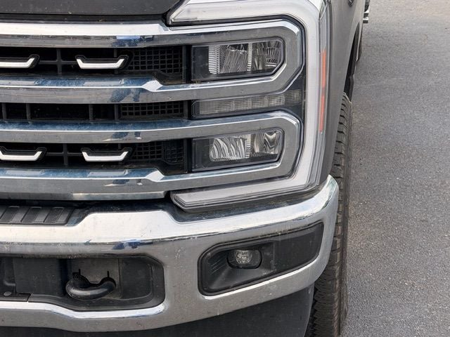 2023 Ford F-350SD Lariat