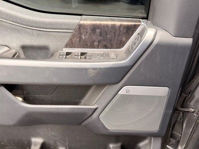 2023 Ford F-350SD Lariat