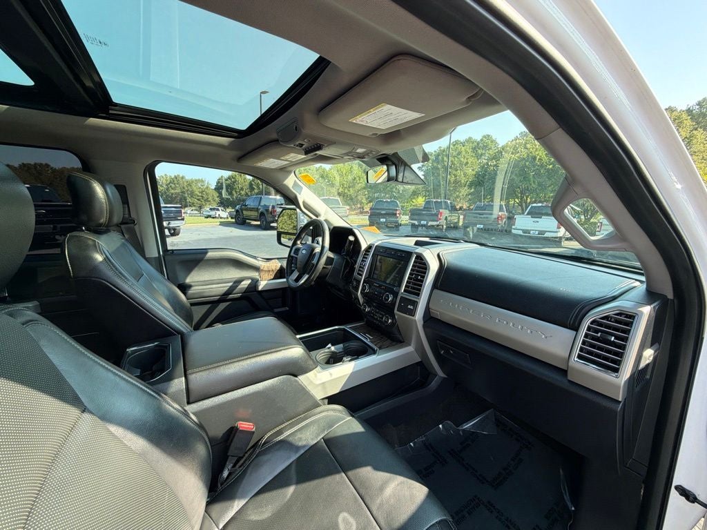 2017 Ford F-350SD Lariat DRW