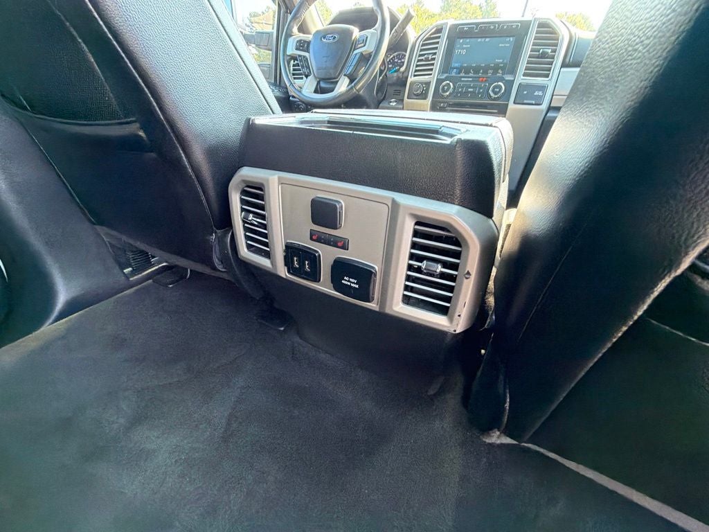 2017 Ford F-350SD Lariat DRW