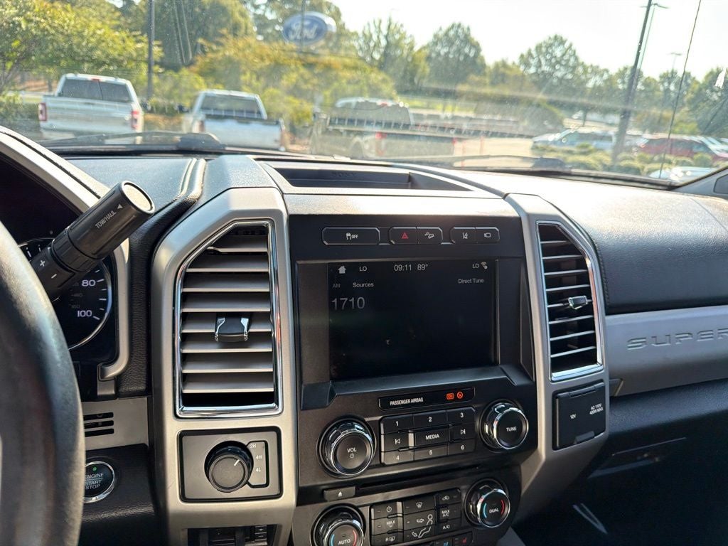 2017 Ford F-350SD Lariat DRW