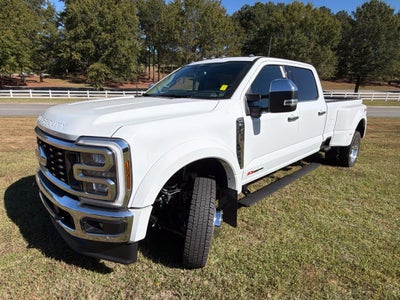 2027 Ford F-450SD Lariat DRW