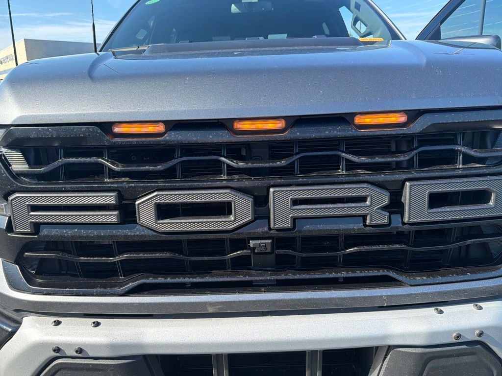2025 Ford F-150 Raptor 37
