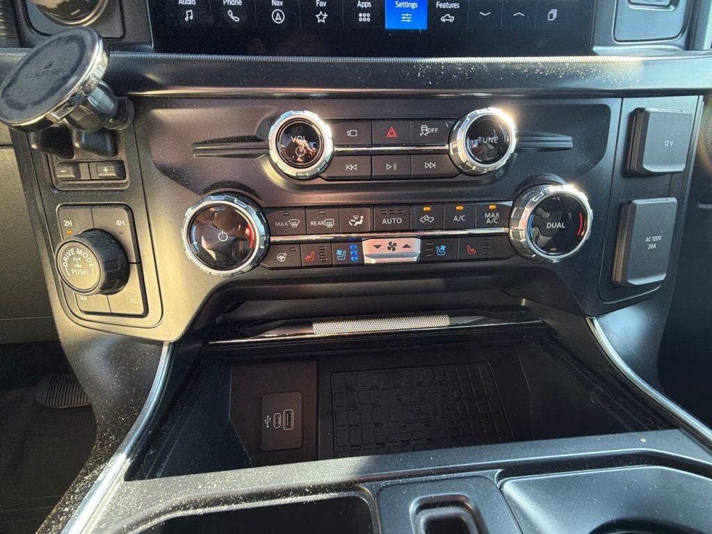 2025 Ford F-150 Raptor 37