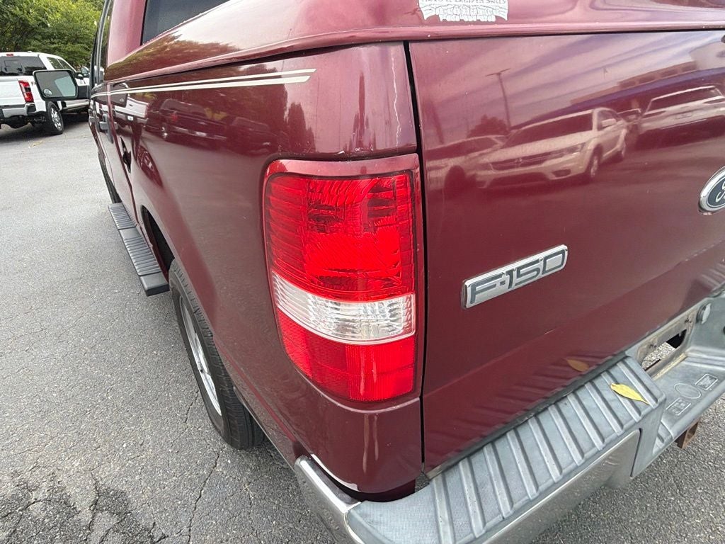 2004 Ford F-150 XLT