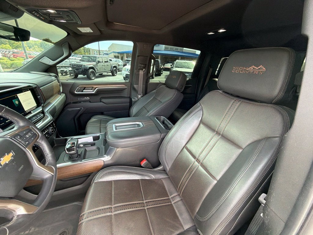 2022 Chevrolet Silverado 1500 High Country