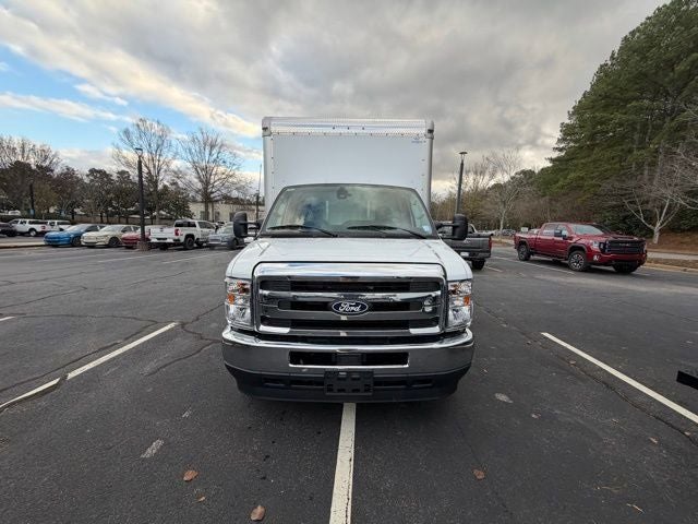 2026 Ford E-350SD Base Cutaway