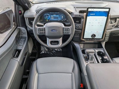 2025 Ford F-150 Lightning Lariat