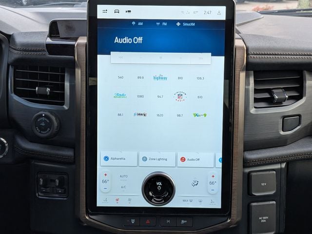 2025 Ford F-150 Lightning Lariat