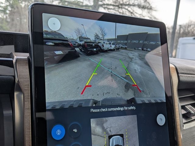 2025 Ford F-150 Lightning Lariat