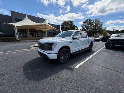 2025 Ford F-150 Lightning Lariat