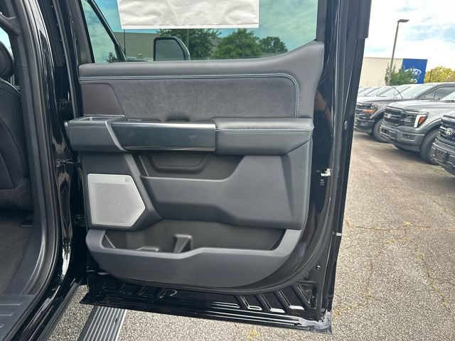 2026 Ford F-450SD Platinum DRW