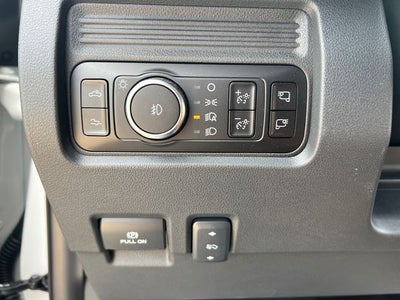 2026 Ford F-450SD Platinum DRW