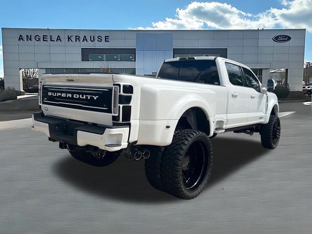 2026 Ford F-450SD Platinum DRW