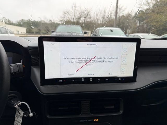 2025 Ford Maverick XL