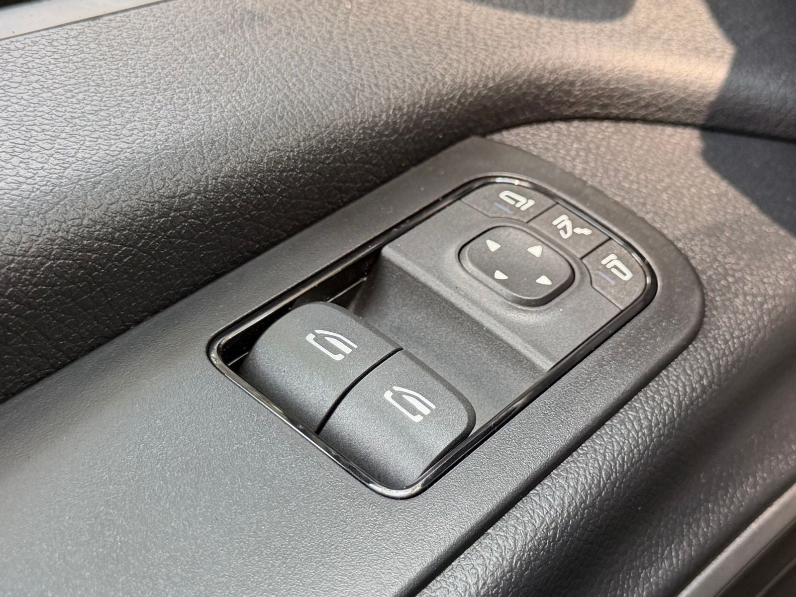 2026 Mercedes-Benz Sprinter 2500 Crew 144 WB