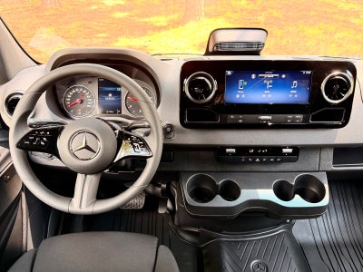 2026 Mercedes-Benz Sprinter 2500 Crew 144 WB