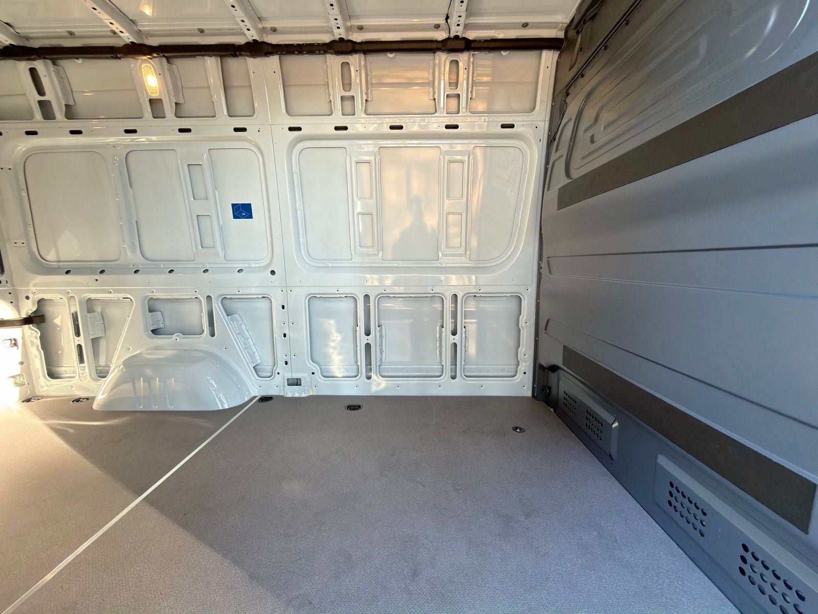 2026 Mercedes-Benz Sprinter 2500 Cargo 144 WB