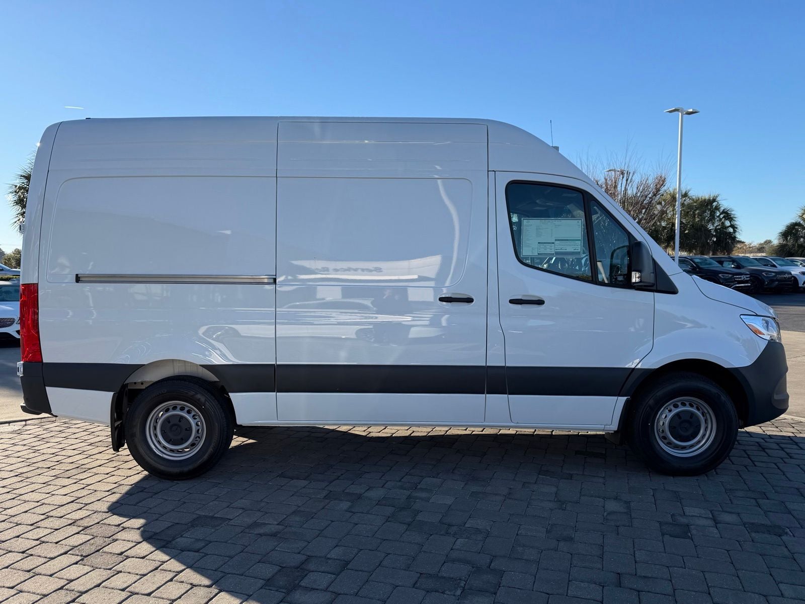 2026 Mercedes-Benz Sprinter 2500 Cargo 144 WB