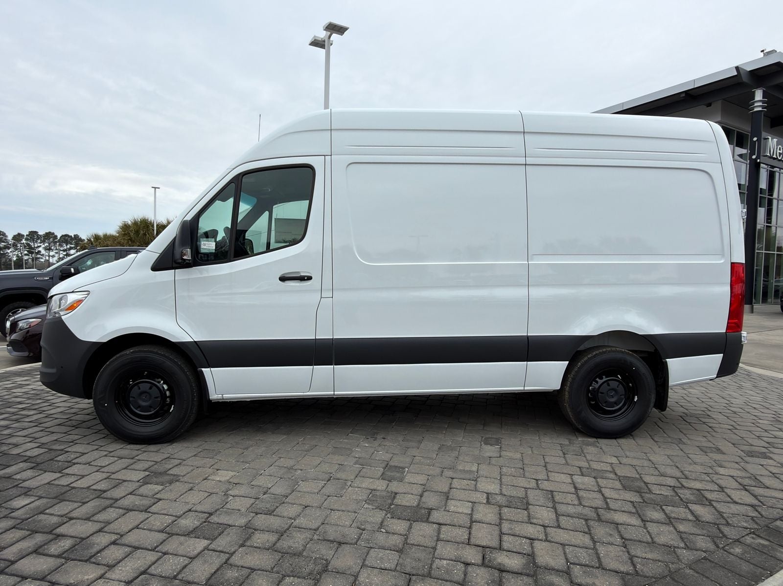 2026 Mercedes-Benz Sprinter 2500 Cargo 144 WB