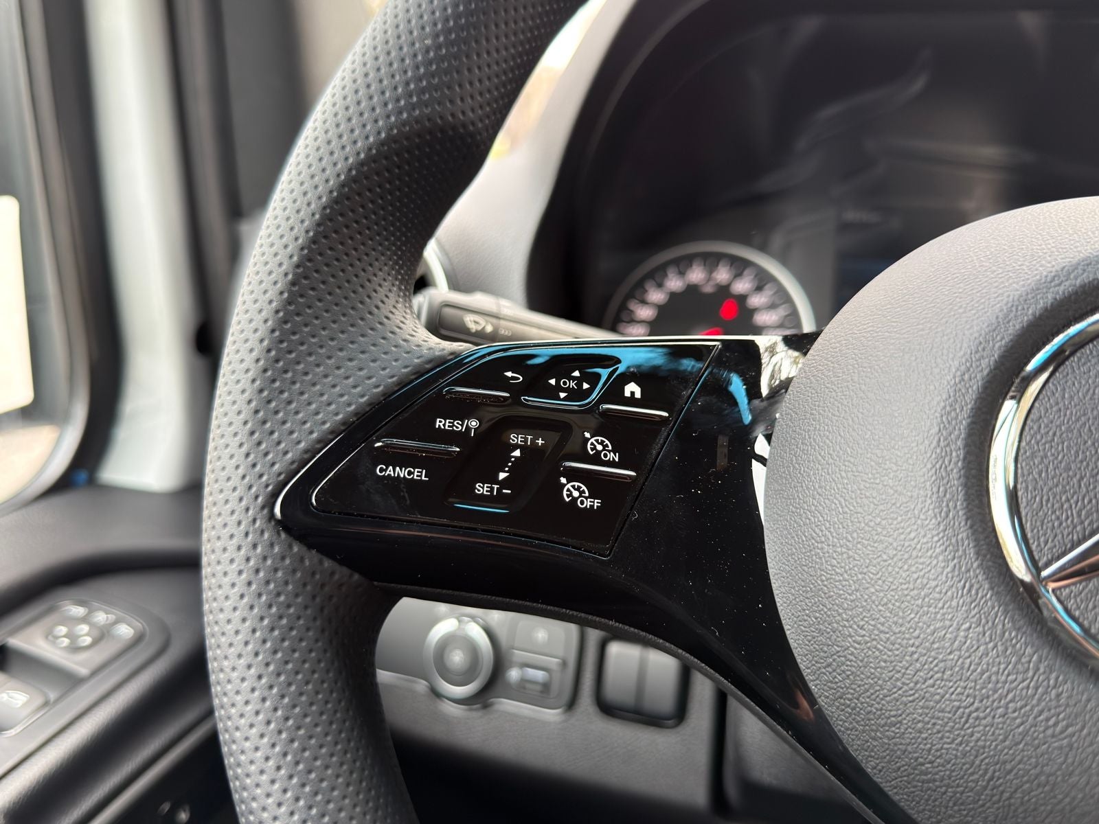 2026 Mercedes-Benz Sprinter 2500 Cargo 144 WB