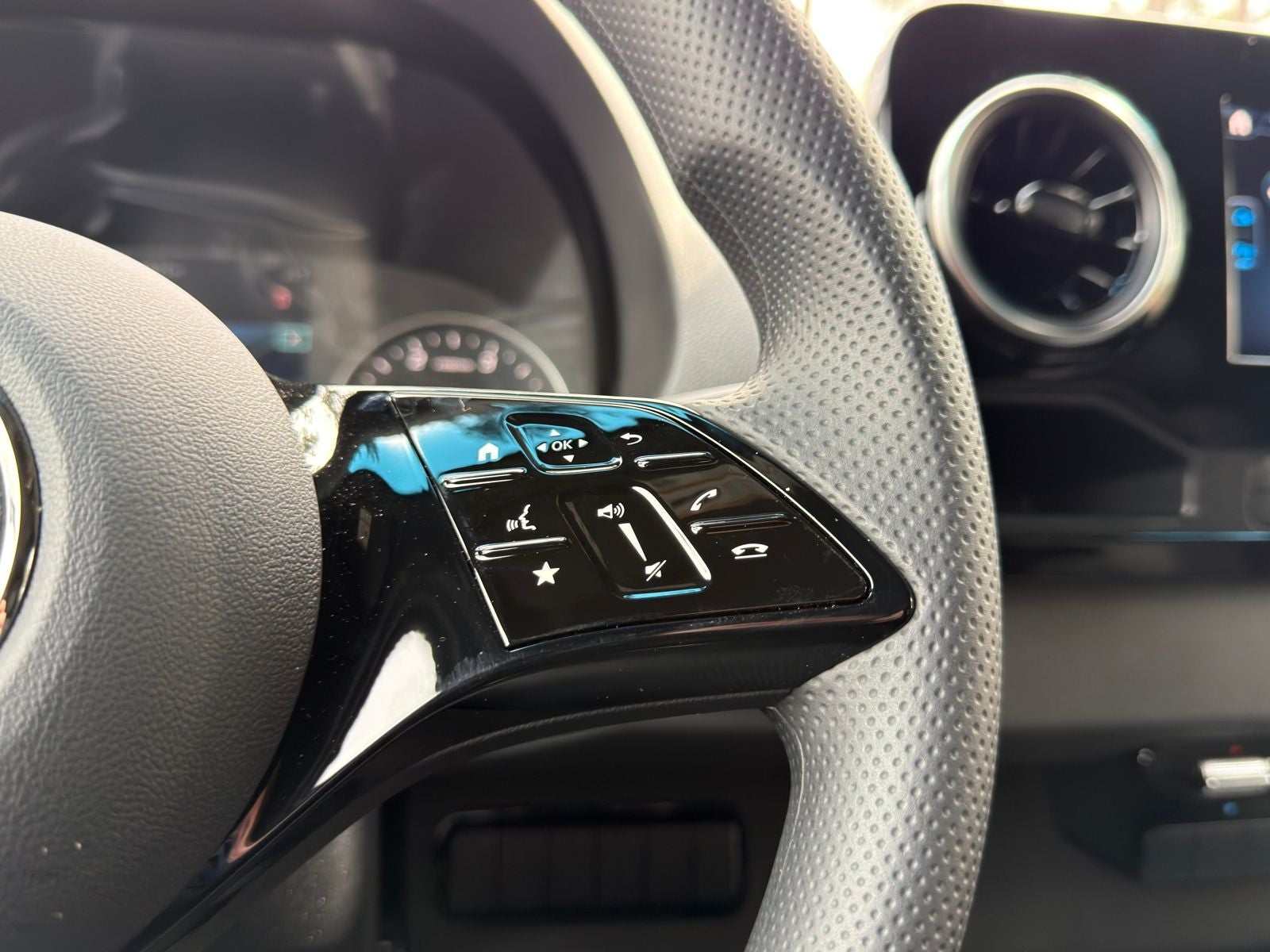 2026 Mercedes-Benz Sprinter 2500 Cargo 144 WB