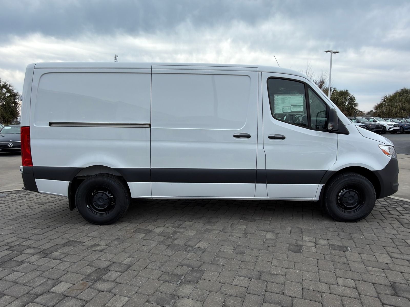 2026 Mercedes-Benz Sprinter 2500 Cargo 144 WB