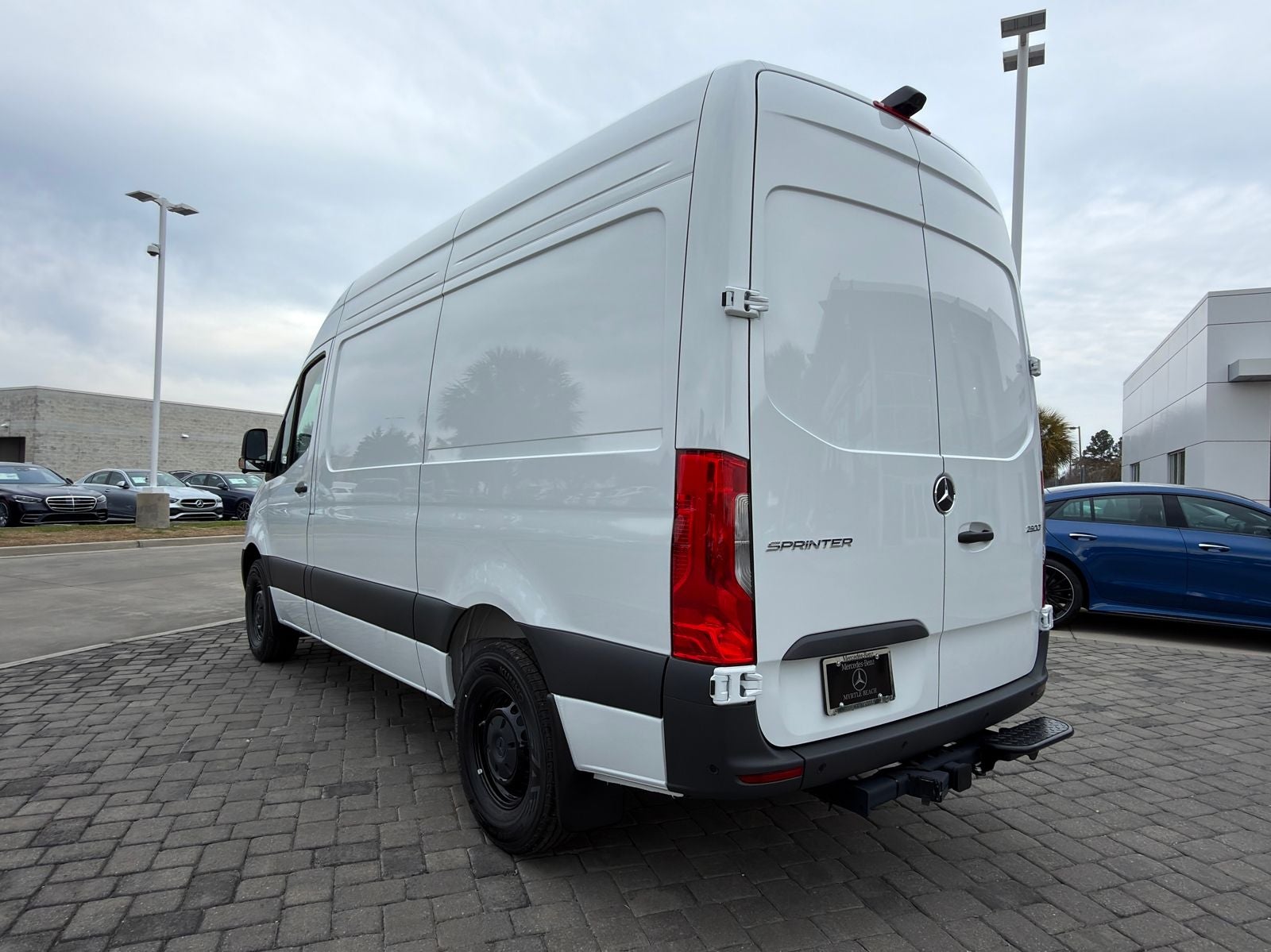 2026 Mercedes-Benz Sprinter 2500 Cargo 144 WB