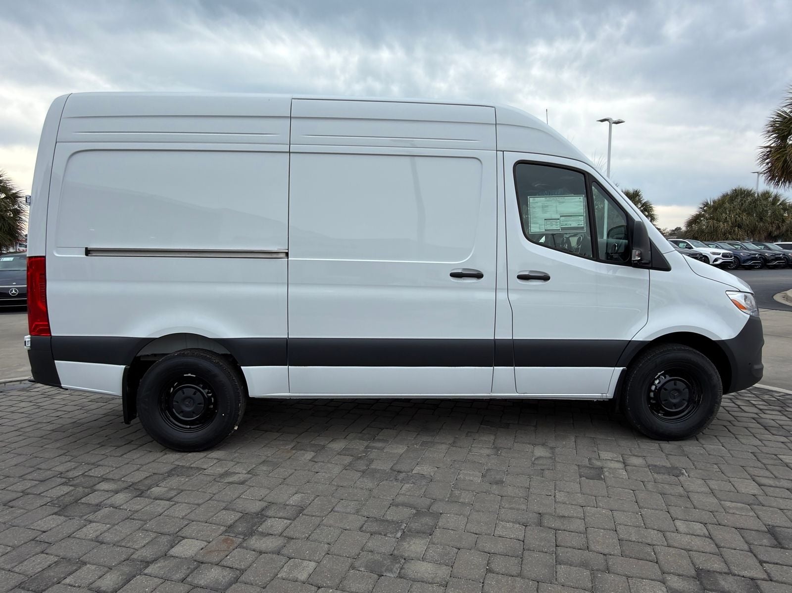 2026 Mercedes-Benz Sprinter 2500 Cargo 144 WB