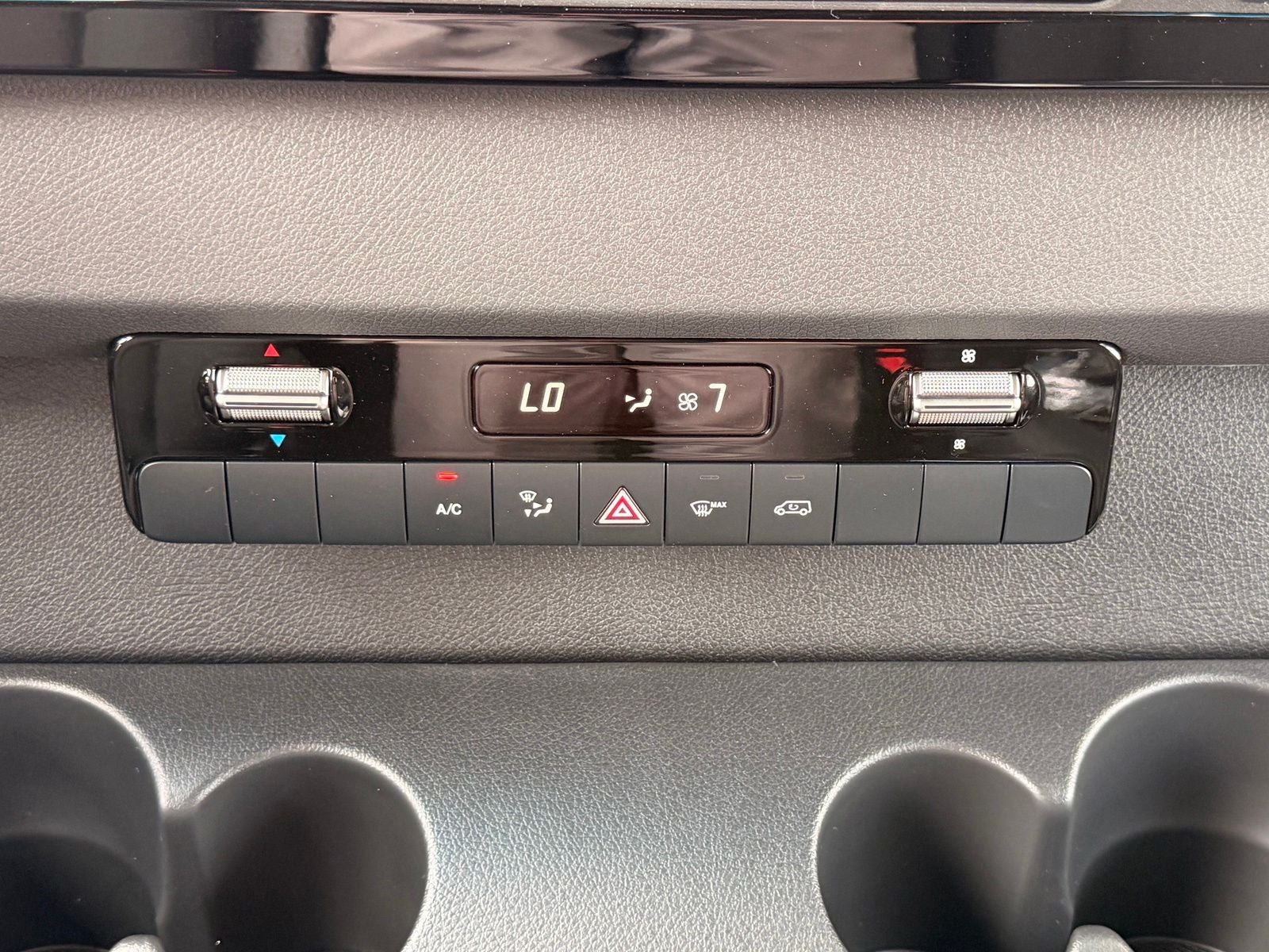 2026 Mercedes-Benz Sprinter 2500 Cargo 144 WB