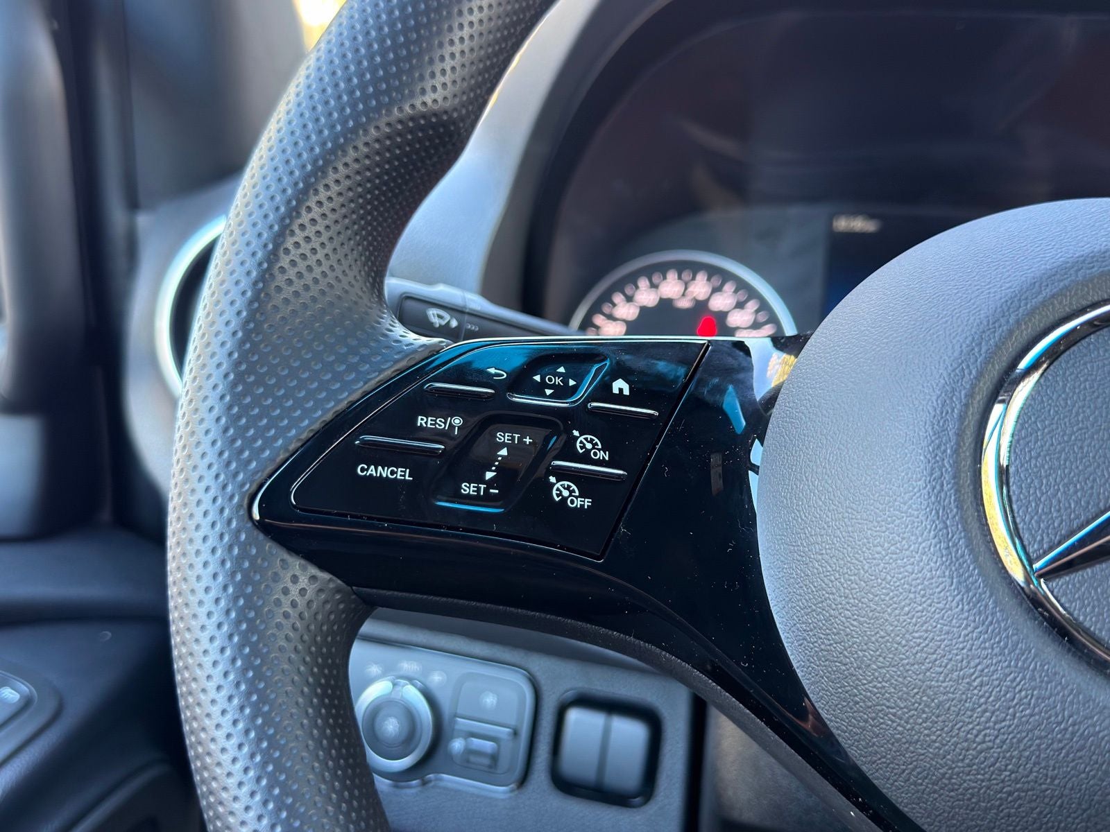 2026 Mercedes-Benz Sprinter 2500 Cargo 144 WB