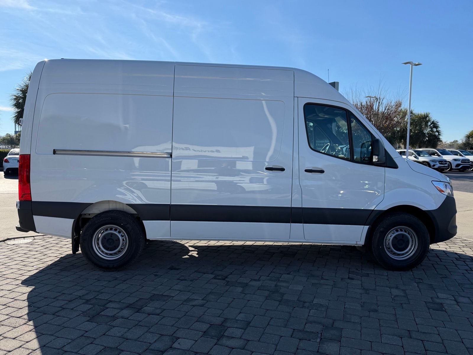 2026 Mercedes-Benz Sprinter 2500 Cargo 144 WB
