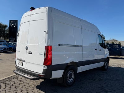 2026 Mercedes-Benz Sprinter 2500 Cargo 144 WB