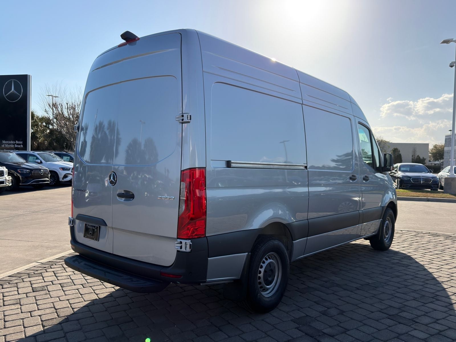 2026 Mercedes-Benz Sprinter 2500 Cargo 144 WB