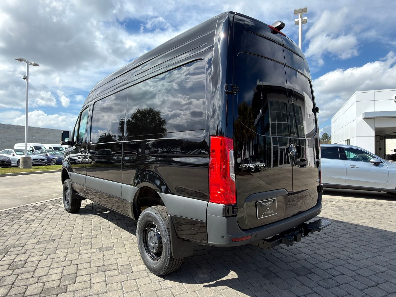 2026 Mercedes-Benz Sprinter 2500 Cargo 144 WB 4MATIC®