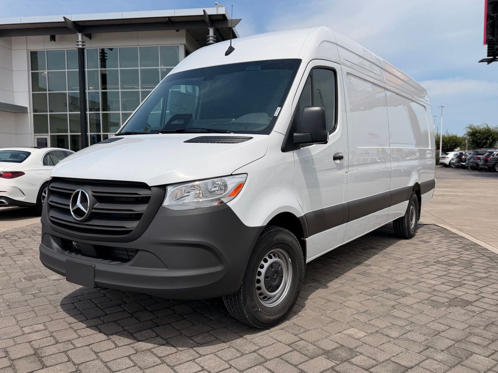 2026 Mercedes-Benz Sprinter 2500 Cargo 170 WB Extended