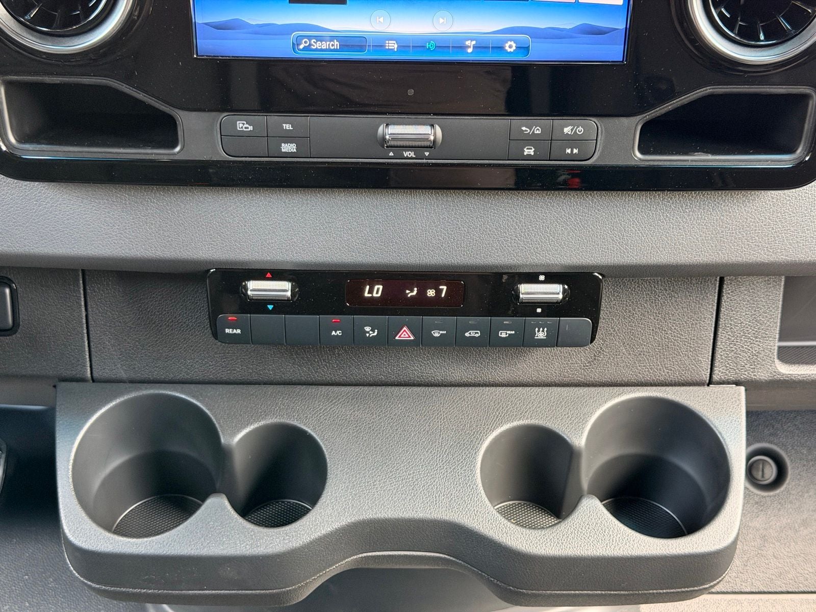 2026 Mercedes-Benz Sprinter 2500 Passenger 144 WB