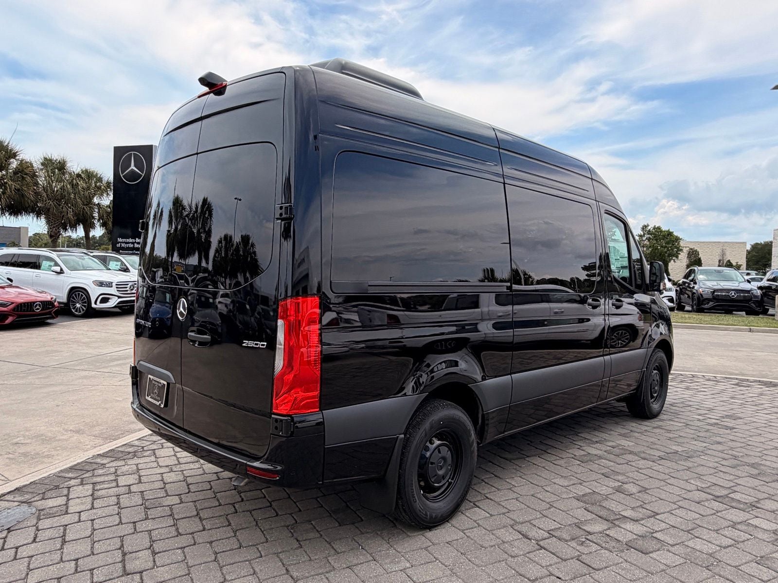 2026 Mercedes-Benz Sprinter 2500 Passenger 144 WB