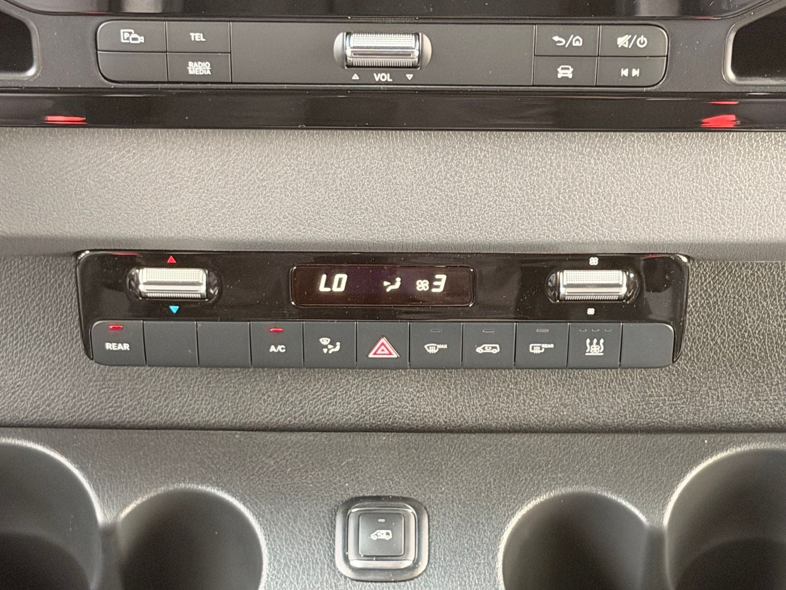 2026 Mercedes-Benz Sprinter 2500 Passenger 144 WB