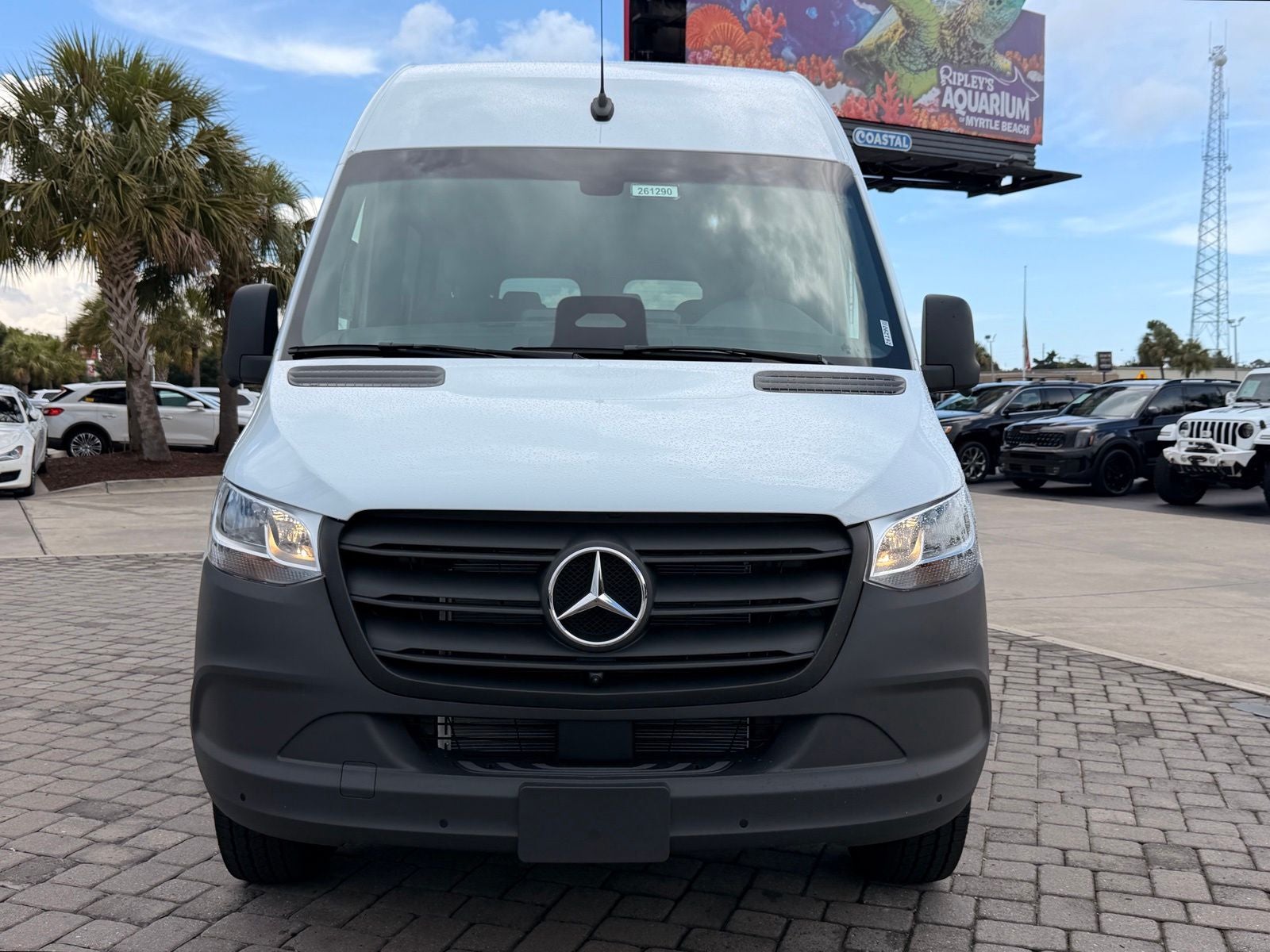 2026 Mercedes-Benz Sprinter 2500 Passenger 144 WB
