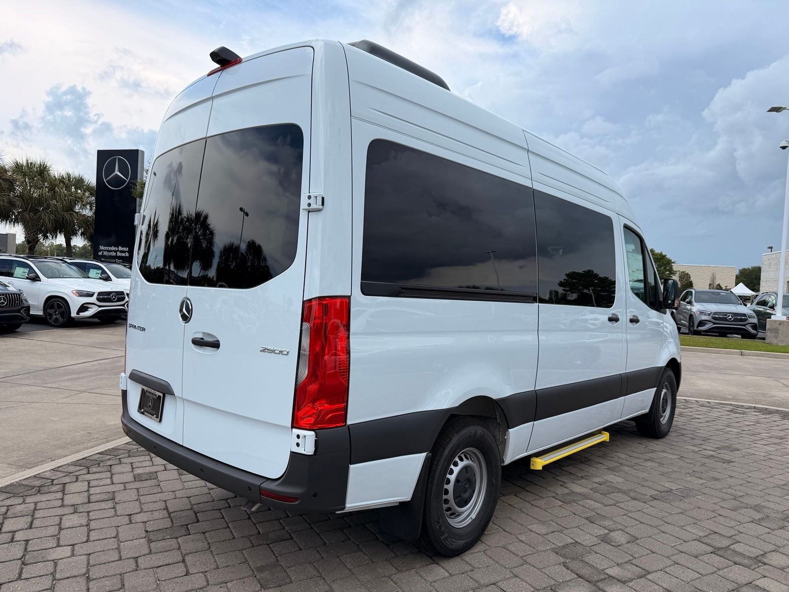 2026 Mercedes-Benz Sprinter 2500 Passenger 144 WB